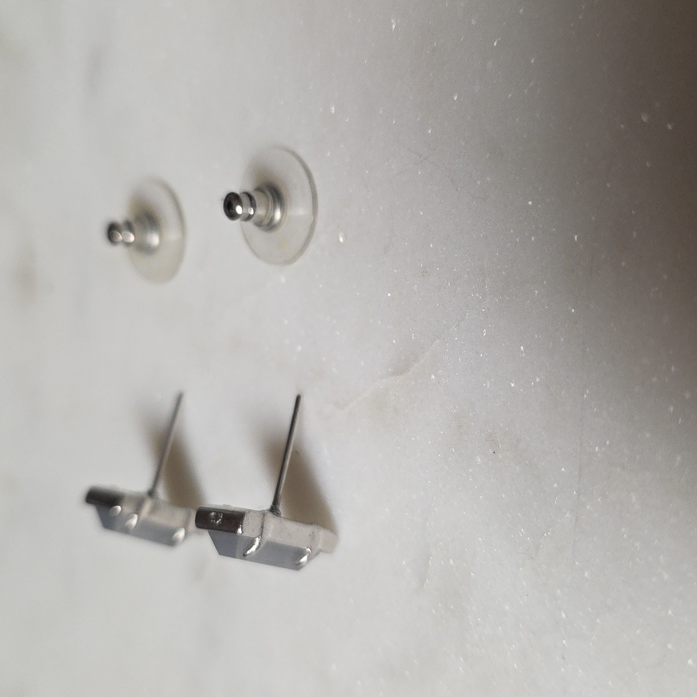 Kendra Scott Silver Rectangular Stud Earrings Pao… - image 6